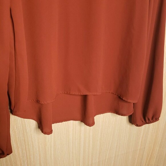 Lily White Womens Brown Flowy High Low Blouse Large - Picture 4 of 8